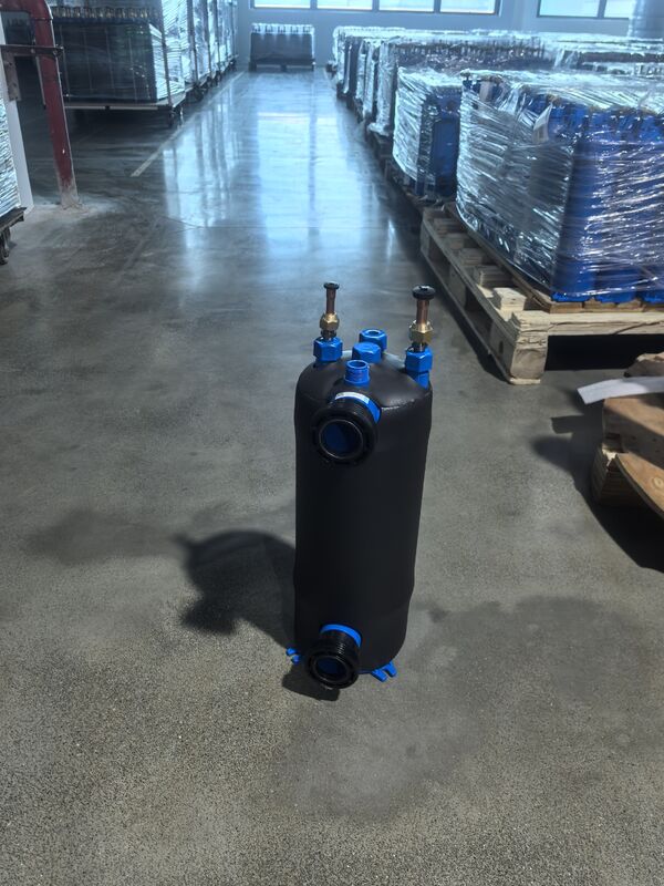 高耐食性プール熱交換器 MHTA-0.75 純チタンチューブと耐久性のあるPVCシェル構造のチューブを採用した熱交換器