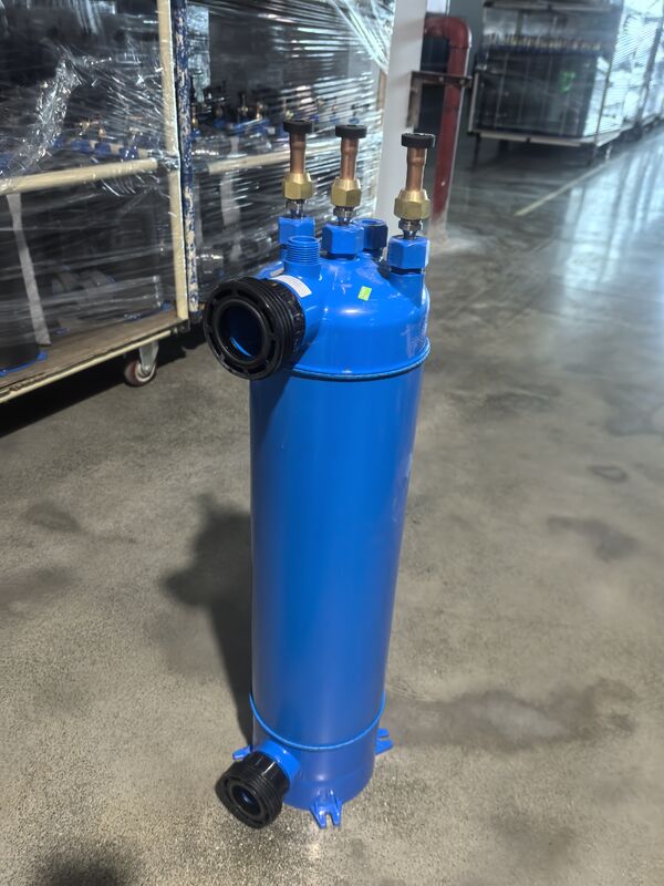 縦プール熱交換器MHTA-1.5 プール暖房システム用のチタンチューブTA1と耐久性チューブインPVCシェル構造